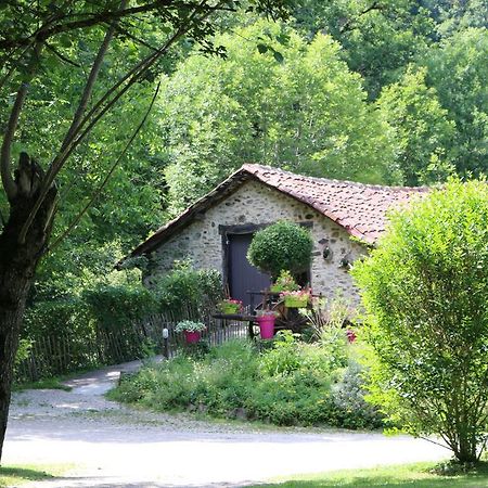 Camping Moulin De Chaules Saint-Constant Exterior foto